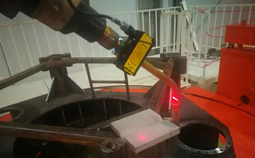 上；；；；；；g冰球突破机械人焊接事情站