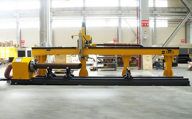 上；；；；g冰球突破CNCG系列相贯线激光切管机