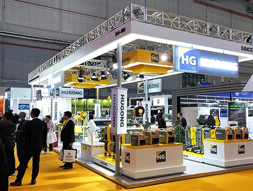 进博会首日mg冰球突破意大利CEA展位精彩泛起