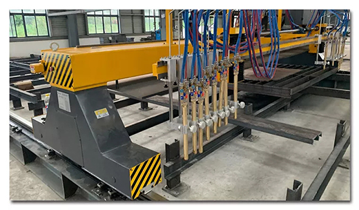 上；；g冰球突破气焊机厂“售后效劳维保万里行”活动河南站